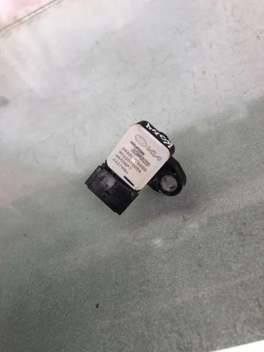 Sensor MAP OEM 393002S000 para Hyundai 1.6L image 3