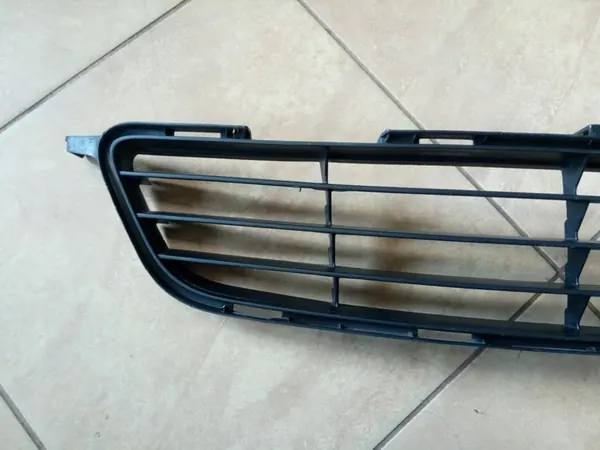 Griglia paraurti anteriore Toyota Corolla E15 53112-12131 image 2