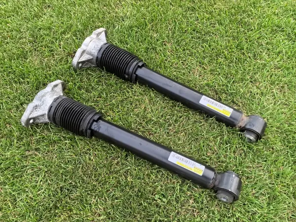 AMORTECEDOR TRASEIRO DIREITO MERCEDES GLE 167 image 1