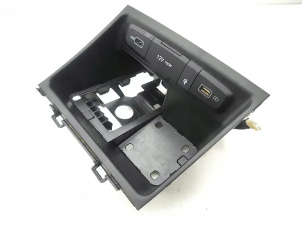 Tomada USB Hyundai Tucson OEM 84632N7703 - Usado image 2