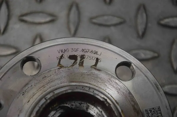 Skoda Enyaq iV 2022 Cuscinetto ruota posteriore destro image 5