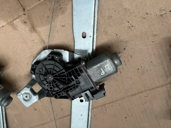 Elevador de vidro esquerdo Citroen C3 II 09-16 OEM image 2