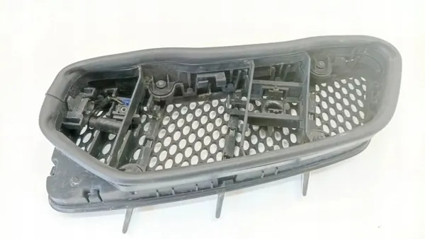 Mercedes-Benz SL R230 Grille OEM A2308300252 image 4