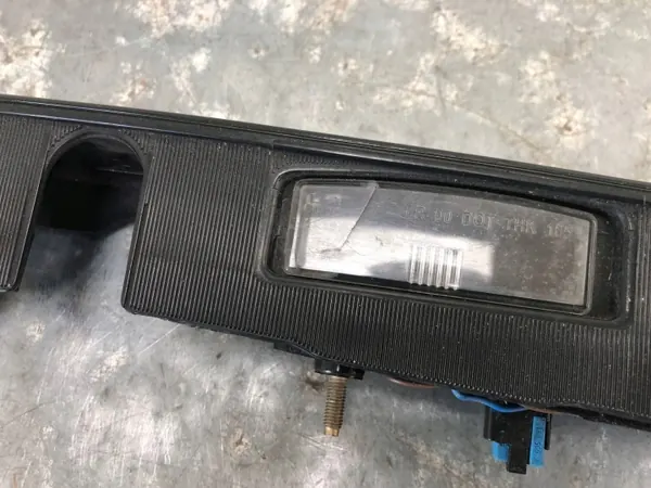 Garniture de Hayon BMW E65 OEM 6908711 - Occasion image 5