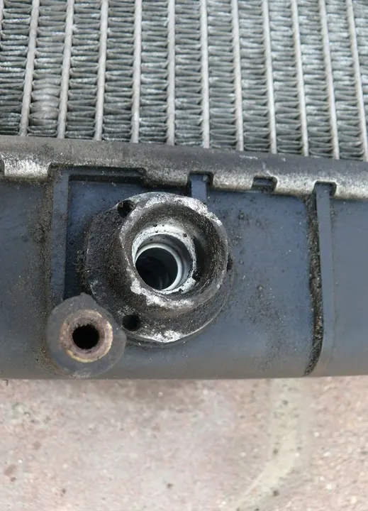 Radiador de agua Audi A8 D2 3.7 V8 230CV 94-98 4D0121251F image 7