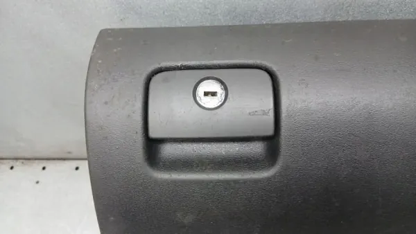Passagerar handskfack Audi A3 8L OEM 8L1857095 image 5