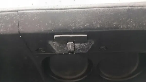 Passagerar handskfack Audi A3 8L OEM 8L1857095 image 9