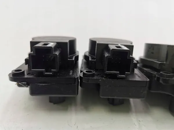 Ford Kuga II 2014 Conjunto de motor de calefacción AV6N19E616AA image 5