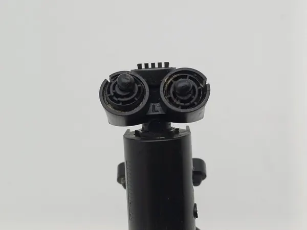 Left Front Headlight Washer Nozzle Mercedes W203 A2038600547 image 2