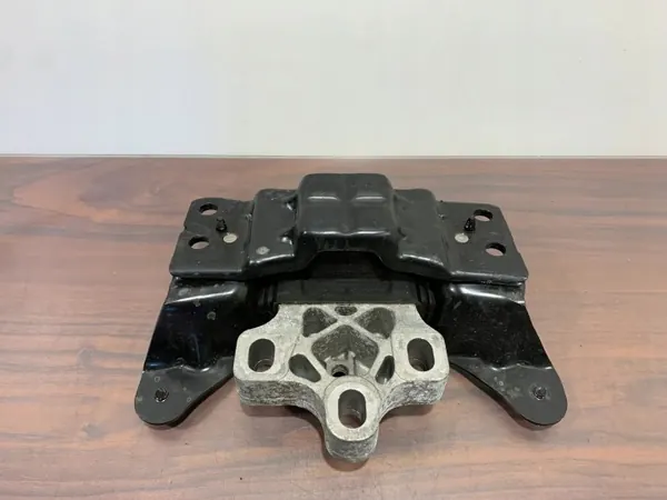 Cupra Formentor vaihteiston tyyny OEM 5Q019955BJ image 5
