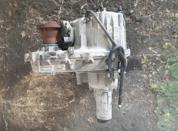 Dodge Durango I transferkastreductor OEM P52105473AD image 2