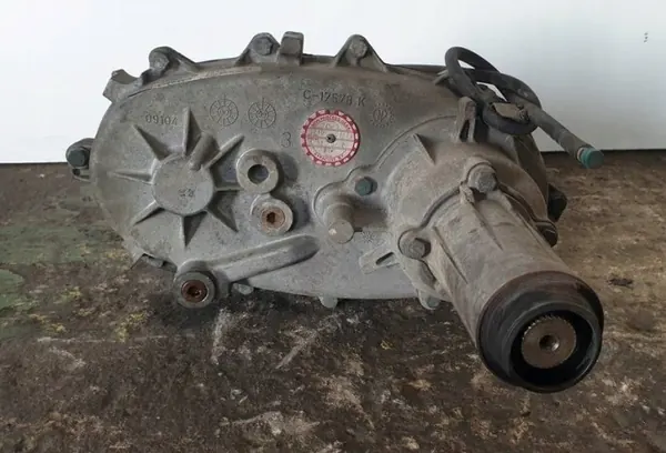 Dodge Durango I transferkastreductor OEM P52105473AD image 6