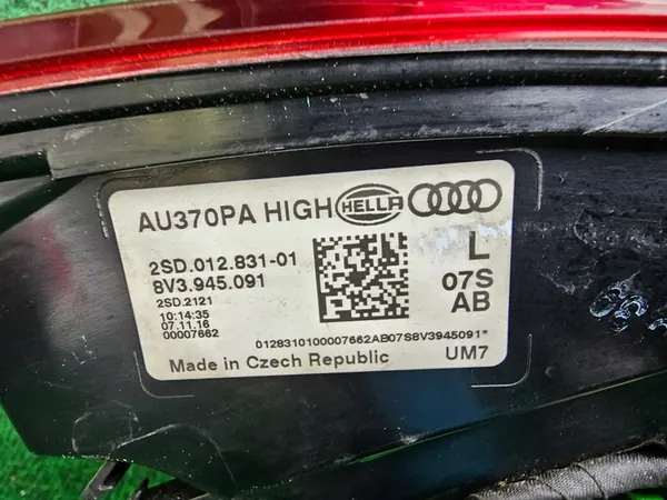 LÁMPARA TRASERA IZQUIERDA AUDI A3 8V3945091 image 5