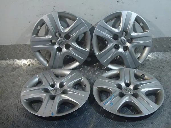 Capa de Roda Opel 17" Prata image 2