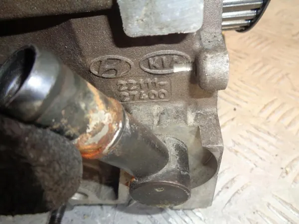 Culasse Moteur OEM 22111-27400 pour Kia Ceed image 10
