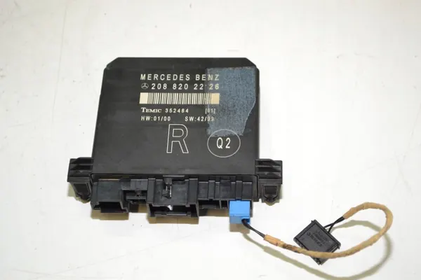 OEM 2088202226 framhöger dörrmodul Mercedes CLK image 2