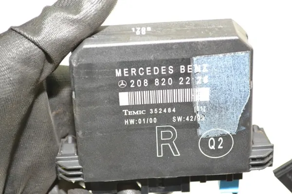 OEM 2088202226 framhöger dörrmodul Mercedes CLK image 5