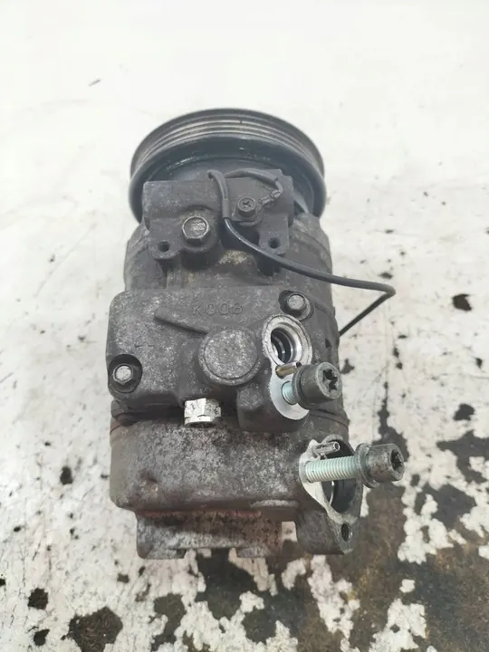 Compressor de AC Volkswagen Passat V 1.9 TDI OEM 8D0260808 image 4