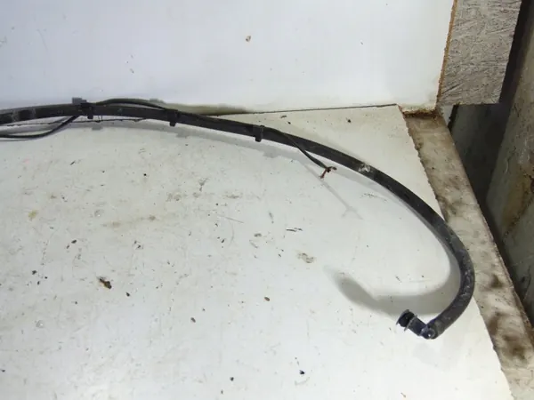 Manguera Lavafaros Xenon para VW Touran I - Usado image 4