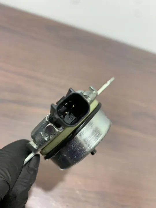 Solenoide de distribución variable Subaru OE OEM 19072004323 image 5