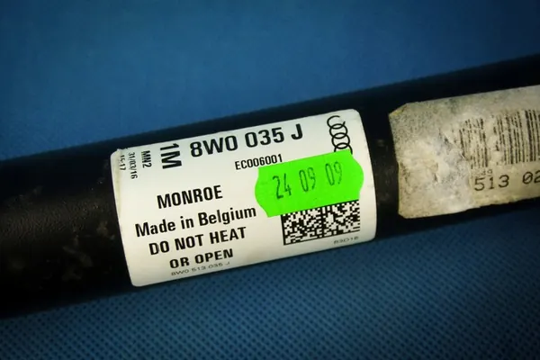 Bakre stötdämpare Audi A4 8W B9 Sedan A5 F5 8W0513035J image 9