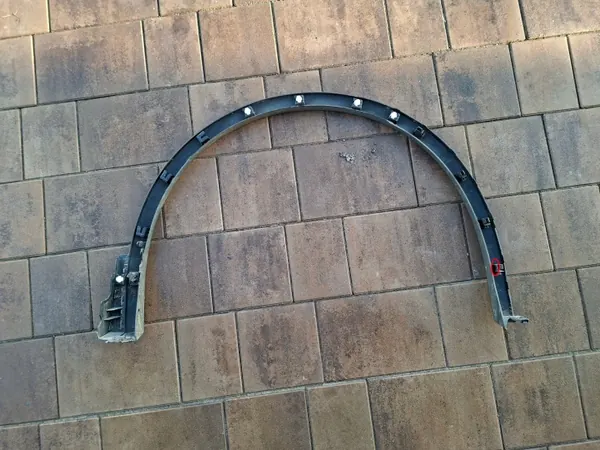 VW Tiguan II Para-lamas dianteiro esquerdo OEM 5NA851731H image 7