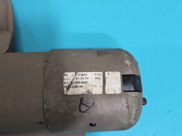 Audi Q7 I 4L bagageutrymmesrullgardin OEM 4L0863553 image 3
