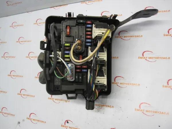 Sicherungskasten OEM 9667199780 für Citroen C3 II 1.4 HDI image 2