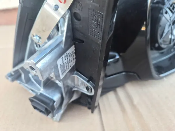 BMW X4 G02 5-pin sivupeli OEM - Käytetty image 5