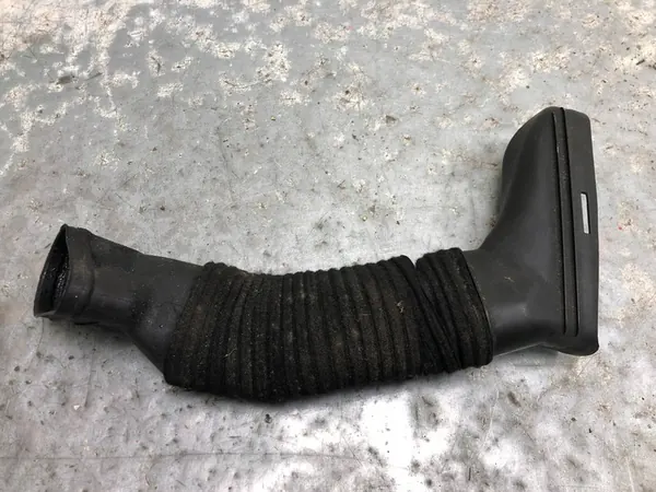 Luchtinlaatpijp Mercedes W212 AMG A6420901442 image 3