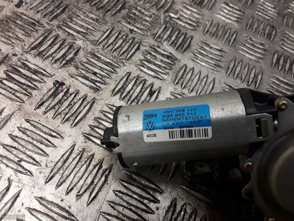 Scheibenwischermotor VW Polo OEM 6Q6955711 - Gebraucht image 6