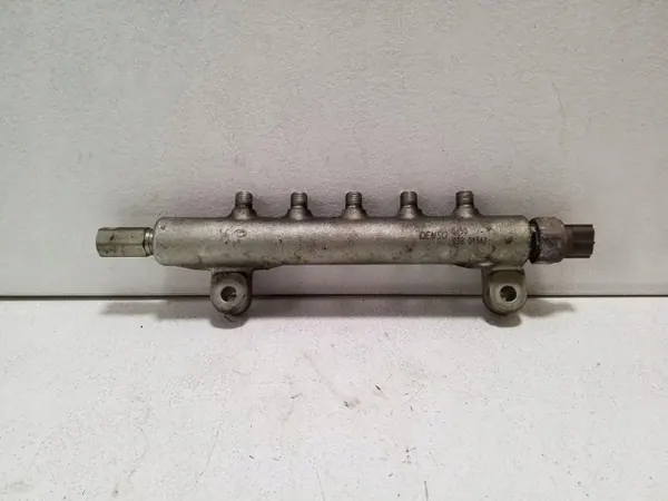 Rail d'injection Nissan OE 0650 pour Navara D22 2.5L Diesel image 2