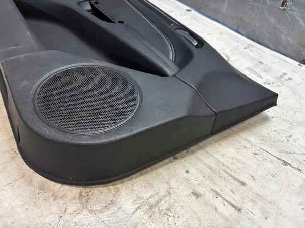 Gebruikt Linker Voorportier Bekleding OEM 13221167 Opel Astra H image 10
