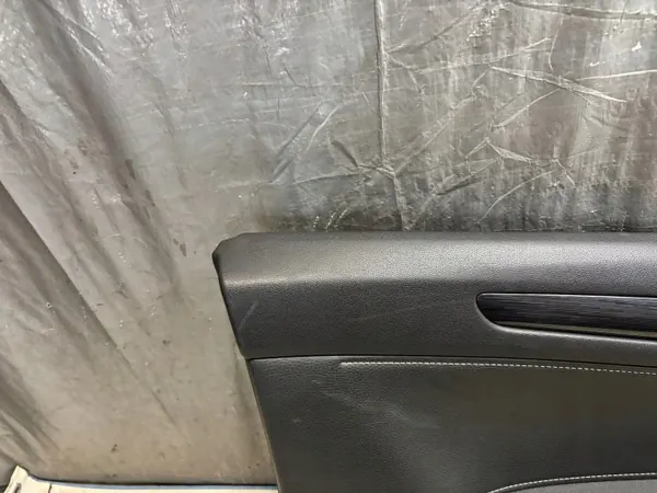 Gebruikt Linker Voorportier Bekleding OEM 13221167 Opel Astra H image 7