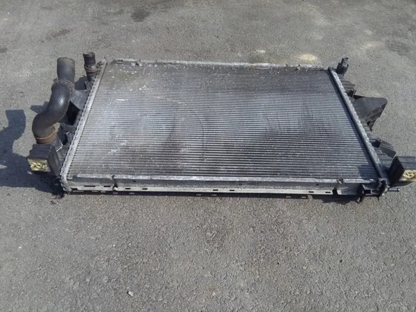 Radiador de agua VW T5 7H0121253J image 4