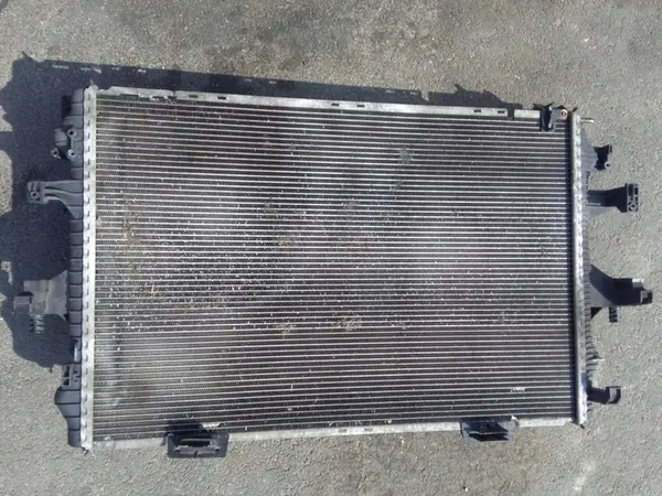 Radiador de agua VW T5 7H0121253J image 6