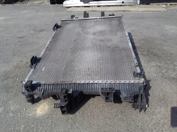 Radiador de agua VW T5 7H0121253J image 8