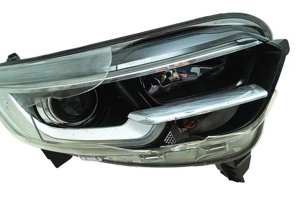 Oikea etuvalo Renault Kadjar LED EU image 2