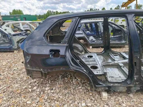 Quarto Traseiro Direito BMW X5 (E70) 2011 image 4