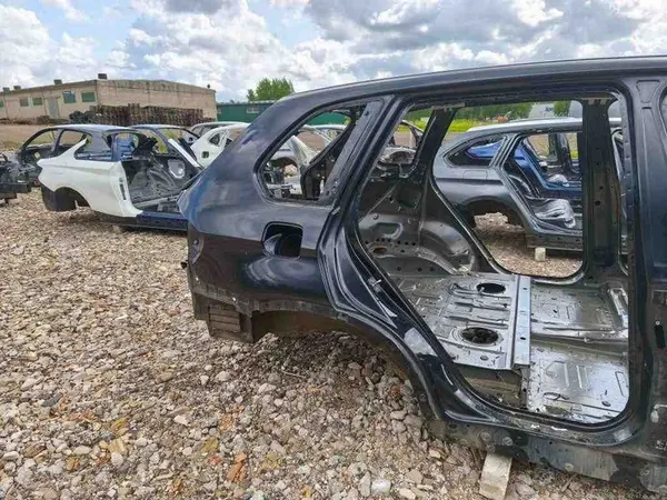 Quarto Traseiro Direito BMW X5 (E70) 2011 image 7