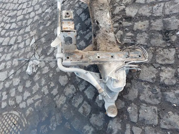 Essieu avant TRANSPORTER T5 96-06 R - État utilisé image 3