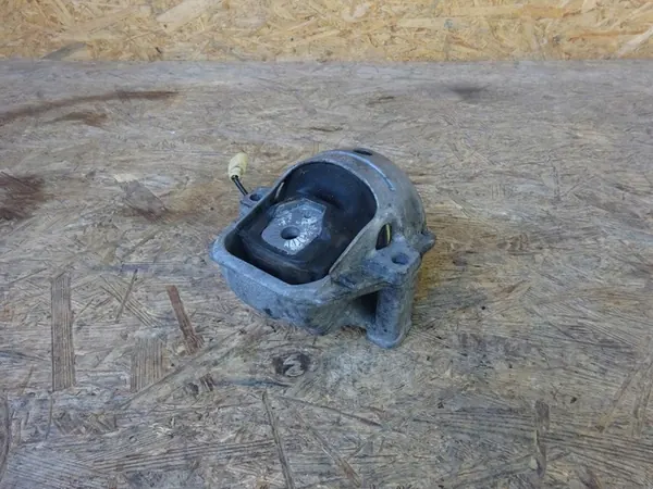 AUDI A4 B8 8K A5 8T Q5 8R Soporte de Motor 8R0199381Q image 2