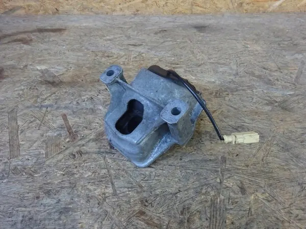 AUDI A4 B8 8K A5 8T Q5 8R Soporte de Motor 8R0199381Q image 3