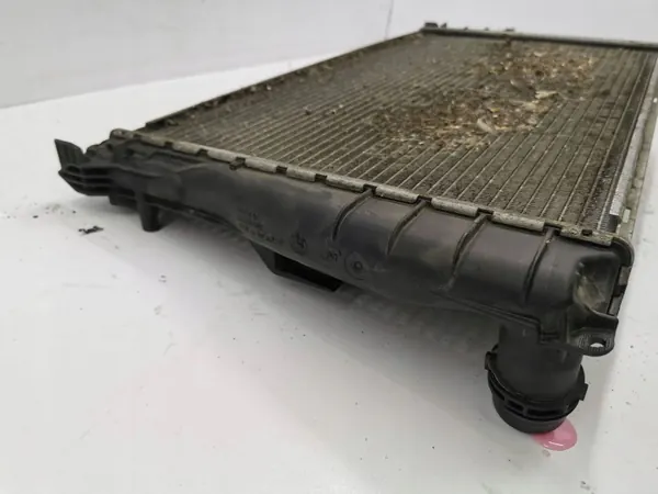 BMW Vattenkylare OEM 780153703 för 1-serien image 3