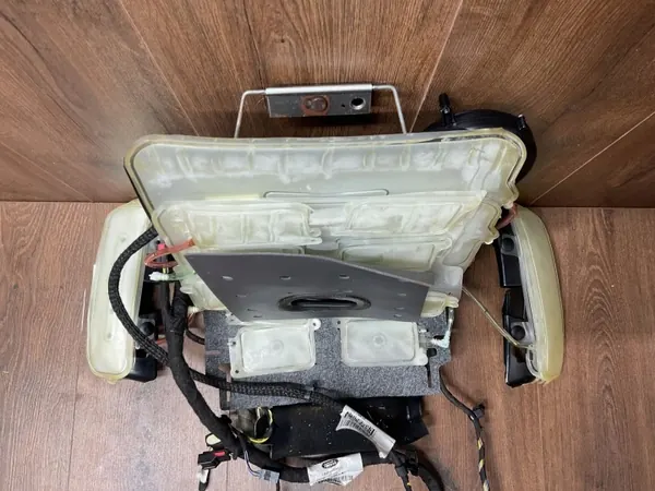 CK52611H50AE Framstols Massageapparat Höger Range Rover L405 image 5