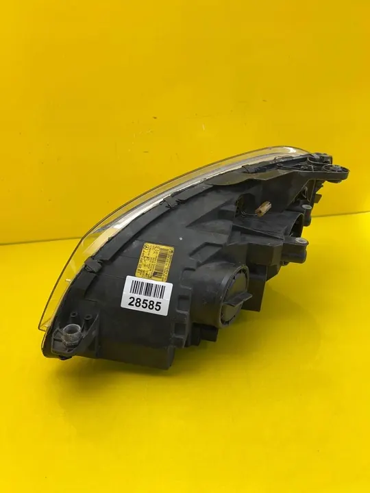 Rechter Koplamp Mercedes C-Klasse W204 A2048200261 image 3