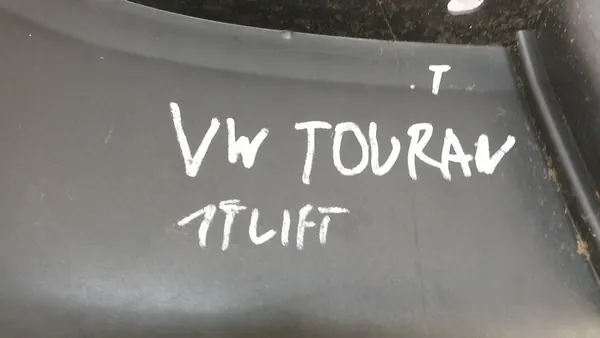 VW Touran II Diffusore Paraurti Posteriore 1T0807421K image 10