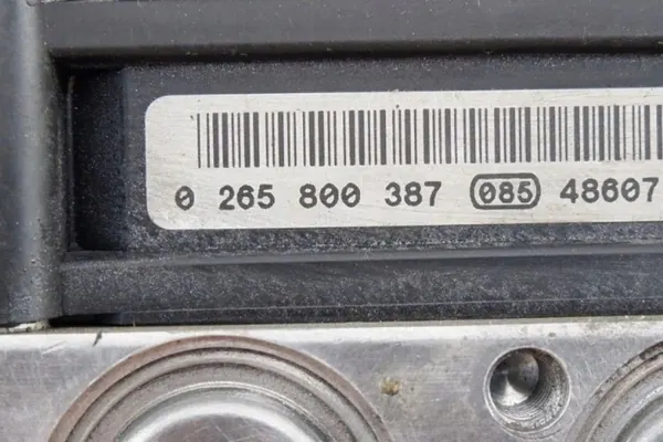 Renault ABS-pump OEM 8200344606 - Begagnad image 7