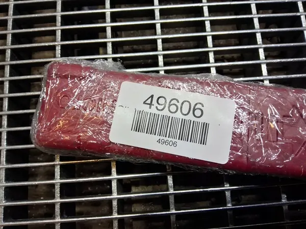 Triângulo de advertência SsangYong Tivoli A1718900097 image 2