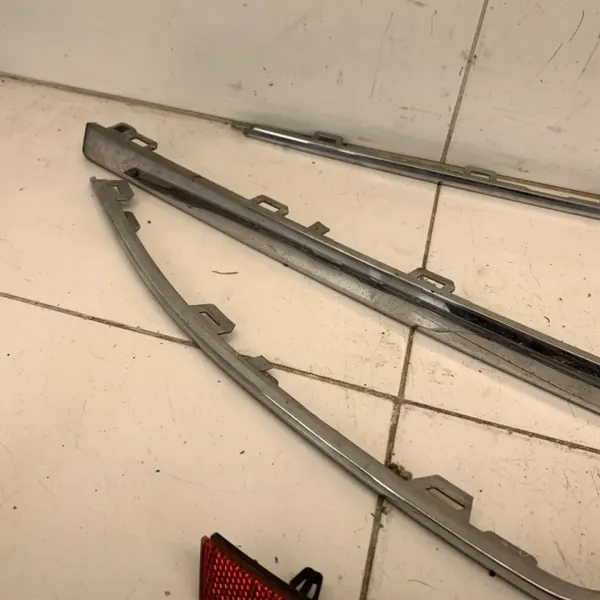 OEM 8523652365236542365423 Set Bakre Stötfångarlistor VW Passat B8 image 6